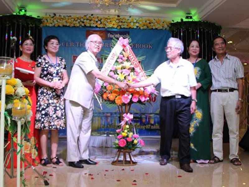 Hội thơ CLB Thơ VN trên FB tại Đà Nẵng thành công tốt đẹp